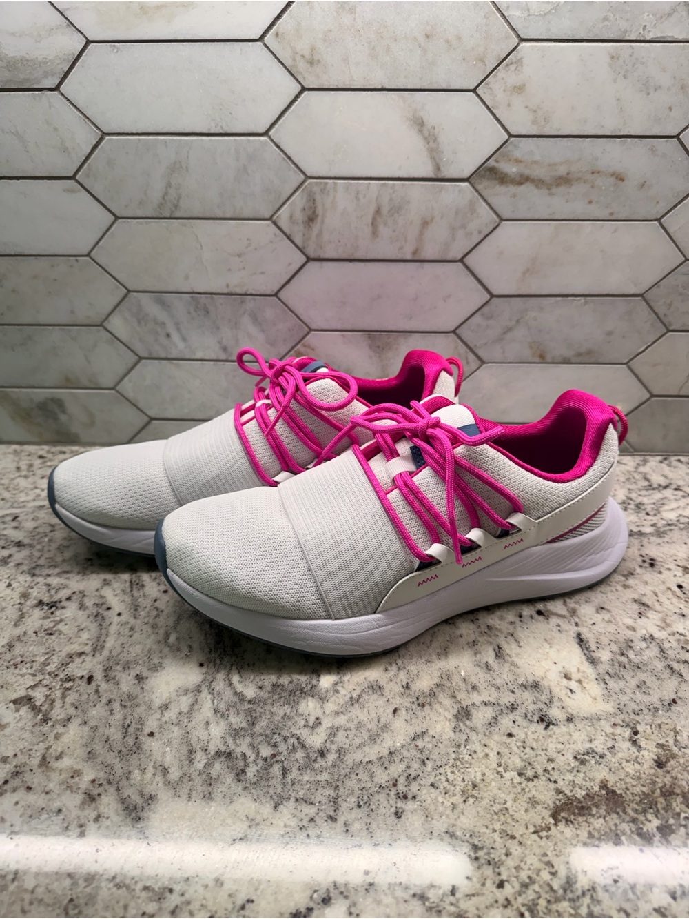 Women's Under Armour Sneakers - Picture 6 of 6